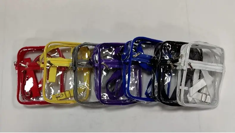 Transparent PVC Crossbody Bag 23x18x7cm Waterproof Beach Gym — feature 1