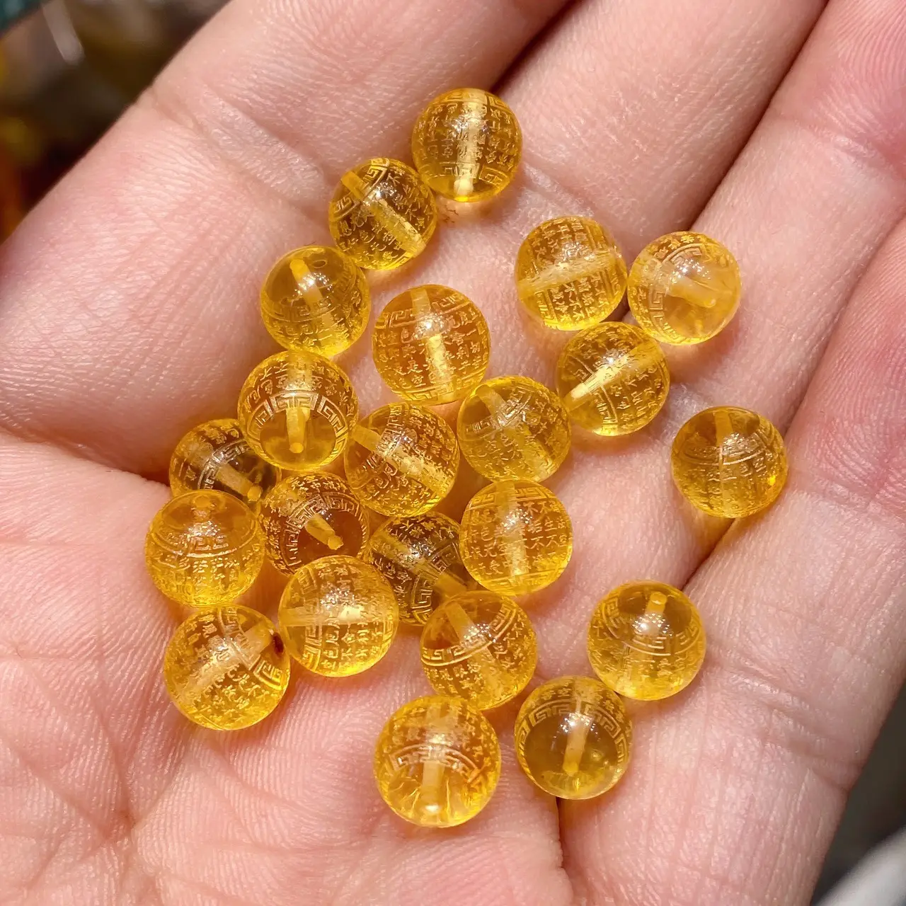 Natural Russian Amber Heart Sutra Beads Water Purification Gold Amber Loose Beads - Image 2