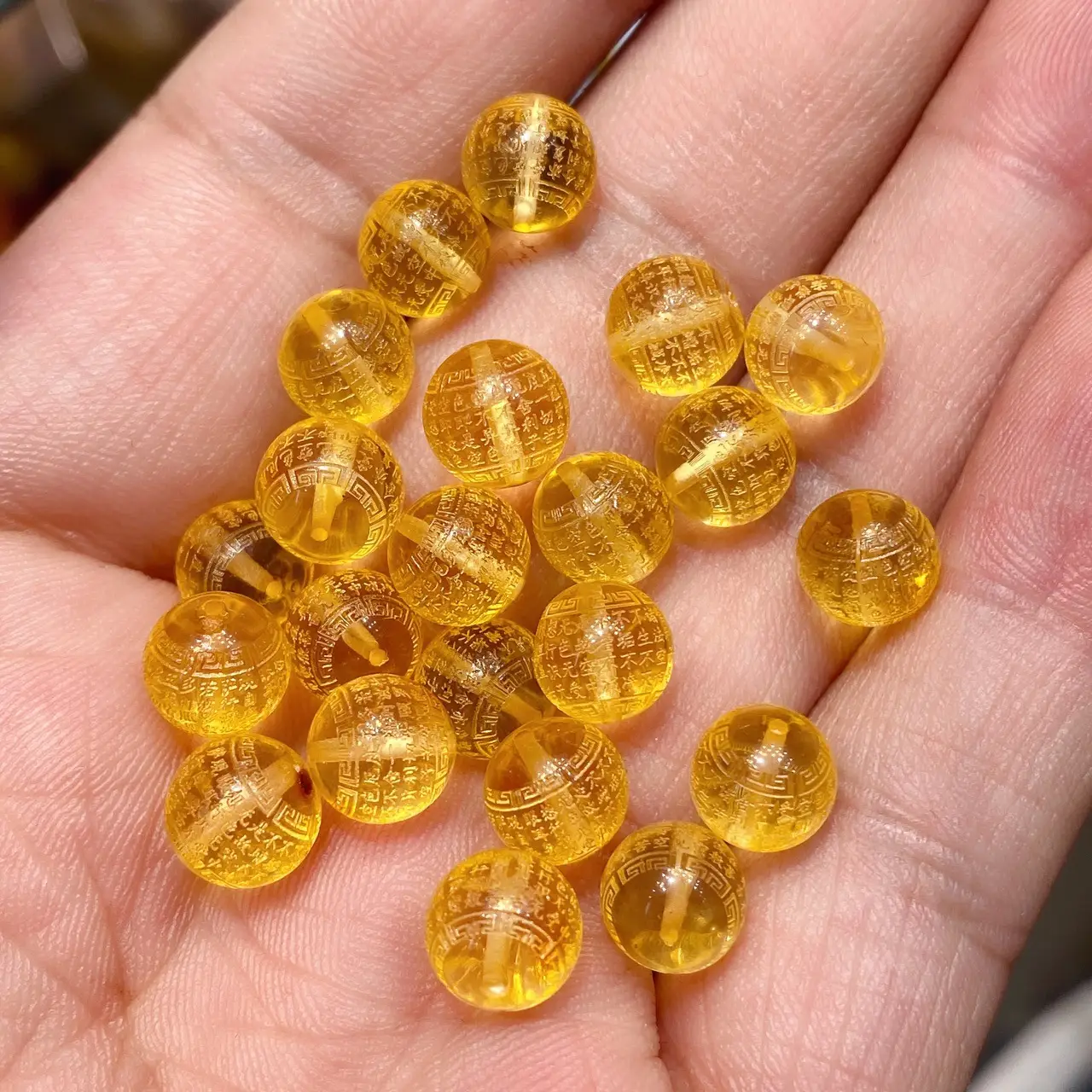Natural Russian Amber Heart Sutra Beads Water Purification Gold Amber Loose Beads - Image 4