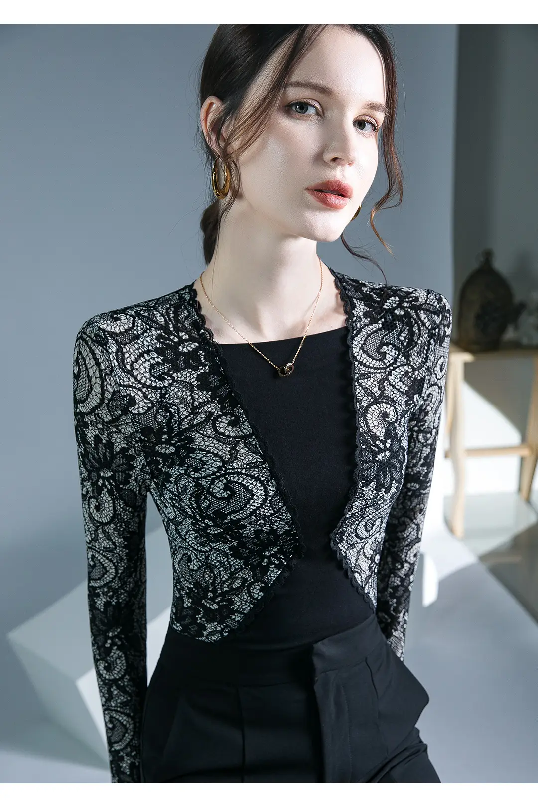 Lace Stitching Top Black Autumn Winter Inner Shirt — feature 3