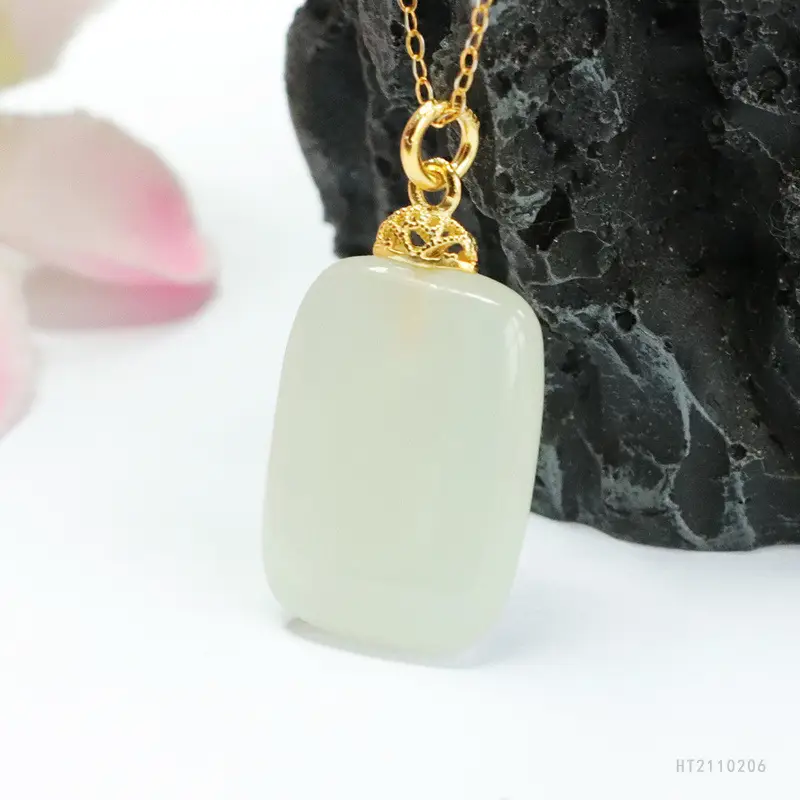Guan Yu S925 Silver Inlaid Natural Hetian Jade Pendant — feature 9