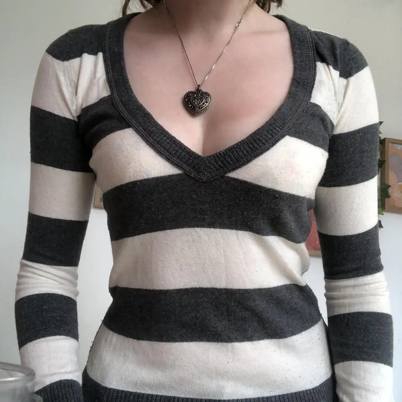 Women's Stripe V-Neck Slim Fit Sweater