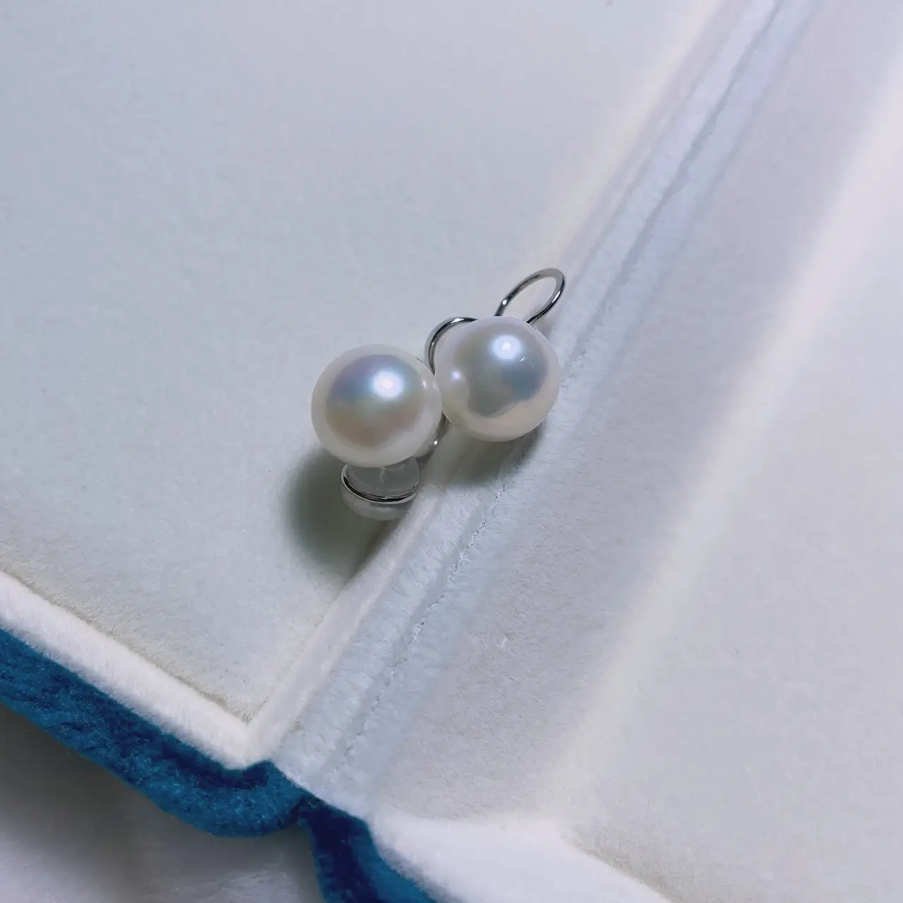 Retro Hong Kong Style Pearl Earrings for Women