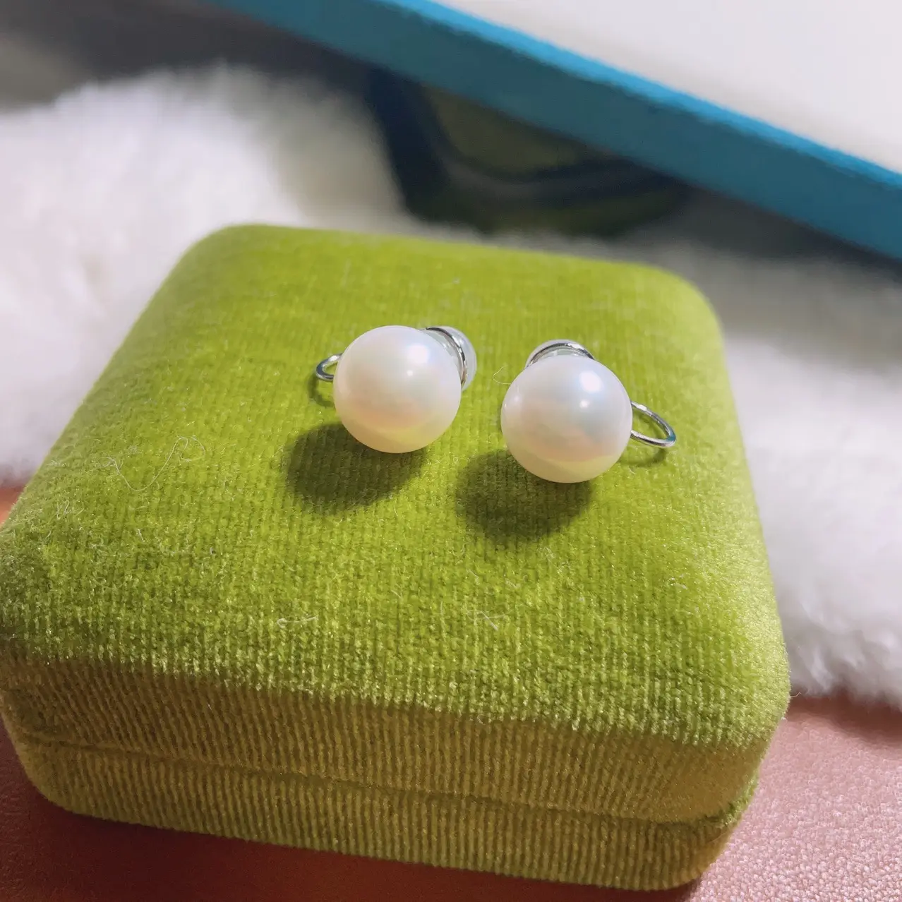 Retro Hong Kong Style Pearl Earrings for Women — feature 6