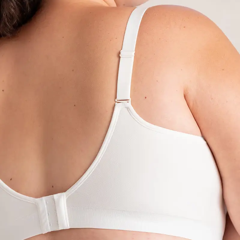 Factory direct supply cross-border explosions plus size bright silk small vest body shaping without steel ring bra women's big chest without trace