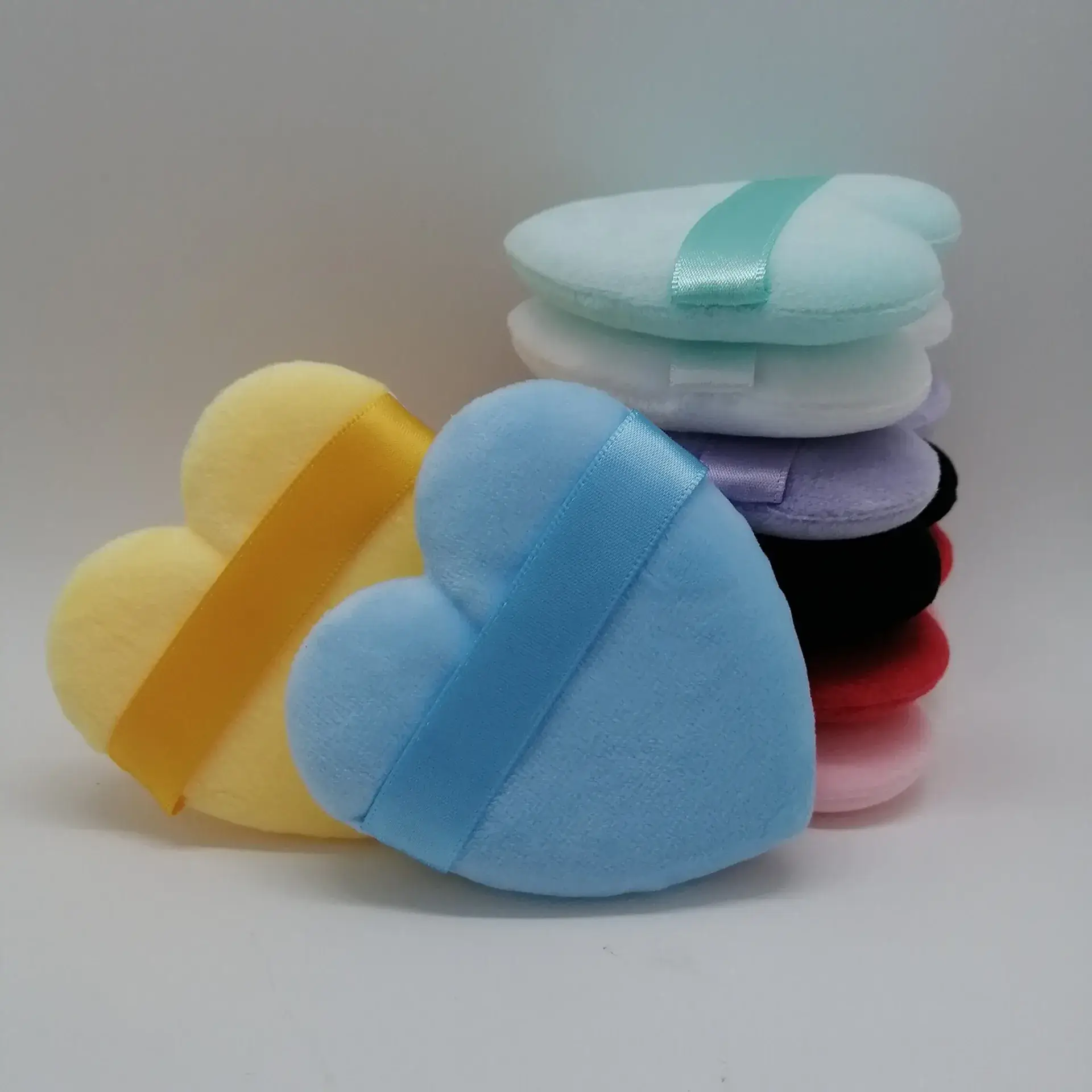 New Arrival Heart Shape Dry Powder Makeup Puff