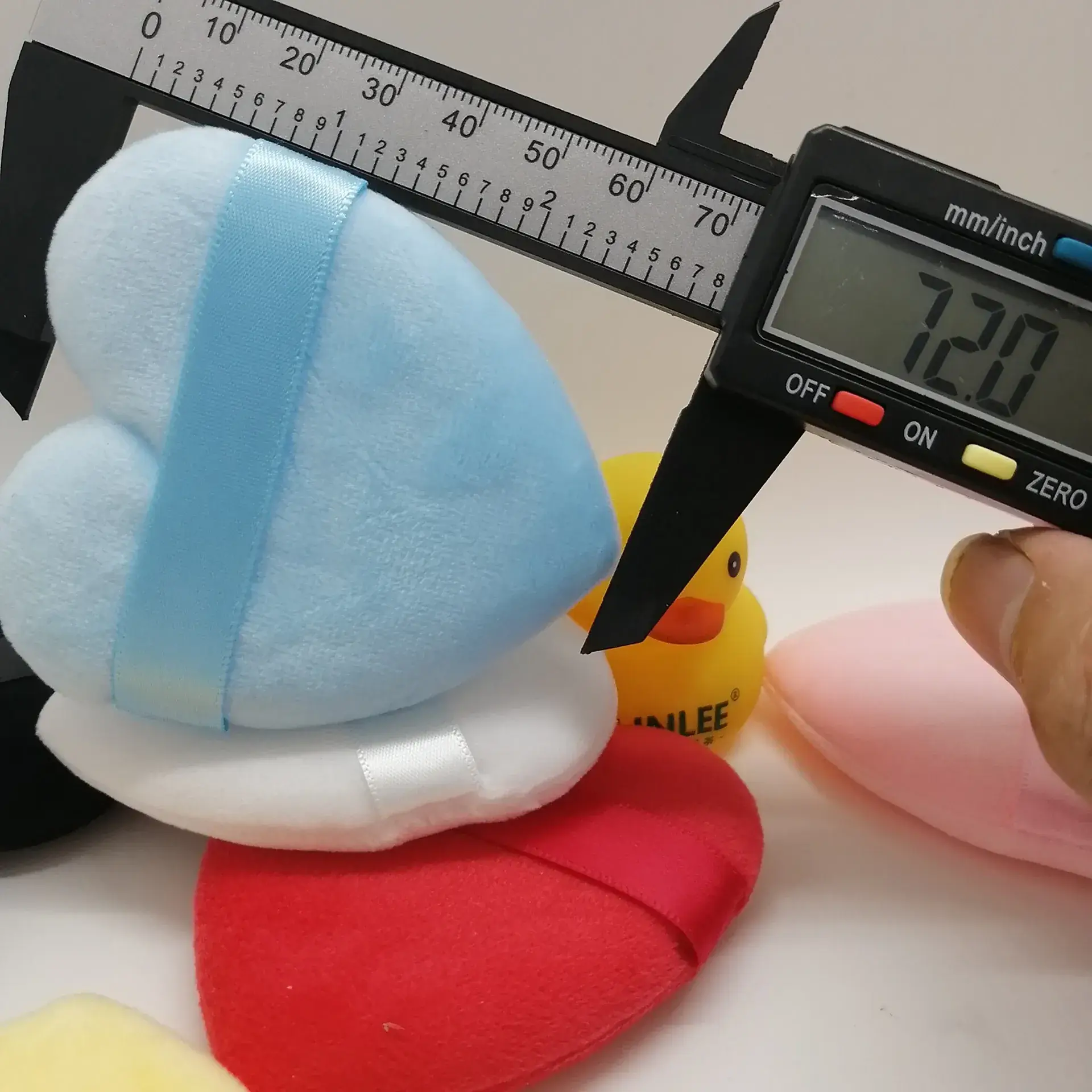 New Arrival Heart Shape Dry Powder Makeup Puff