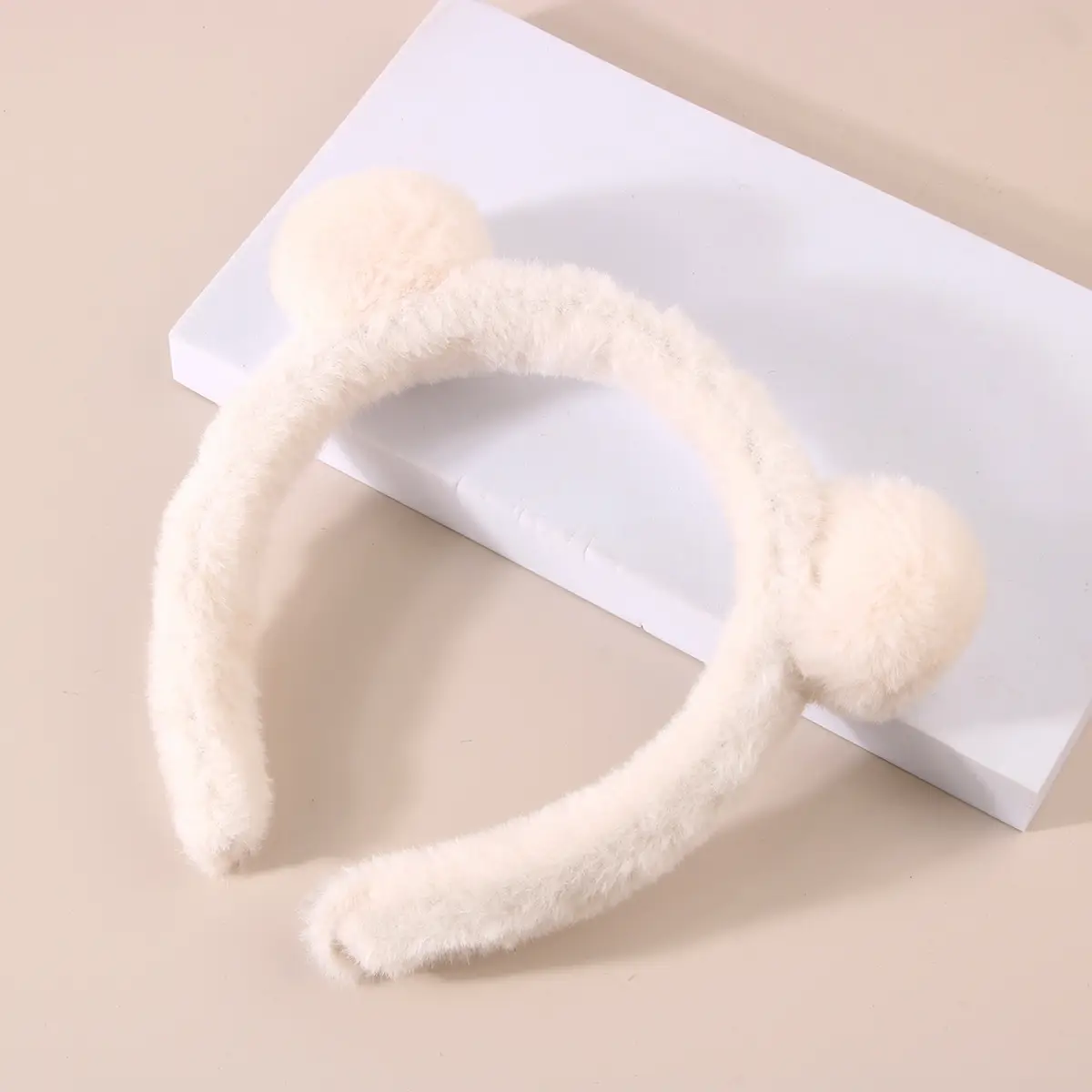 Cute Strawberry Bear Headband for Girls Makeup Mask — feature 12
