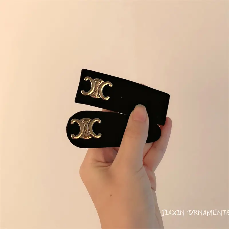 Retro Velvet Headband Women's Autumn Winter Chanel Arc de Triomphe - Image 6