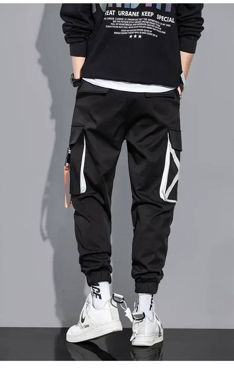 Men Black Multi-Pocket Letter Croc Pants — feature 11