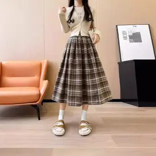 Irregular High Waist Pleated Skirt Women's Beige — feature 11
