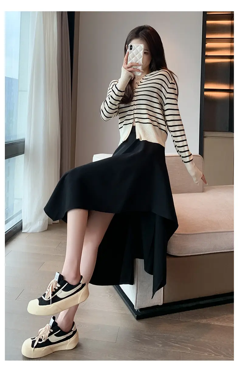 Irregular High Waist Pleated Skirt Women's Beige — feature 32