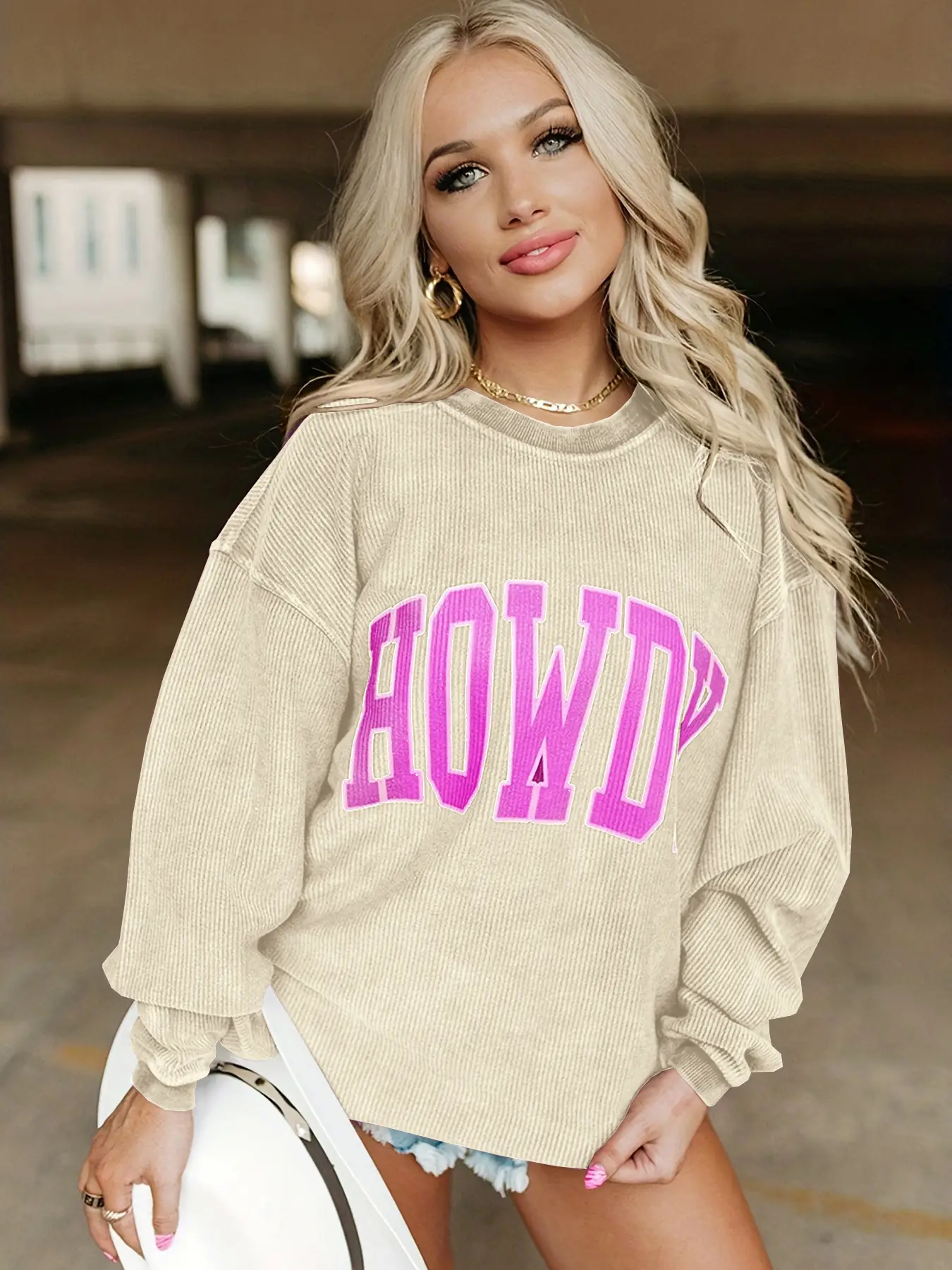 Women Purple "BOLD" Letter Sweatshirt Long Sleeve Crewneck
