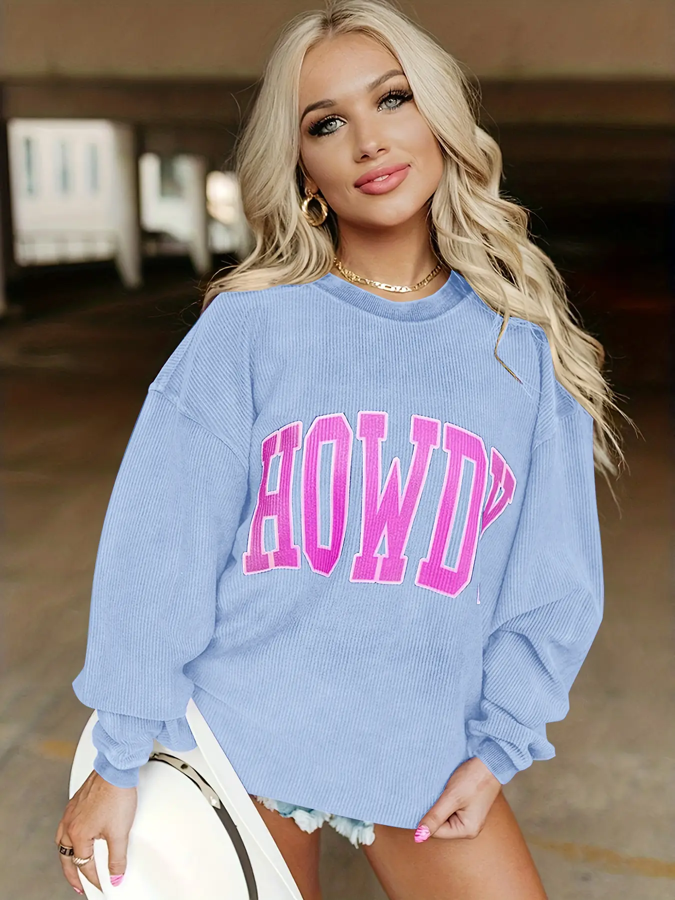 Women Purple "BOLD" Letter Sweatshirt Long Sleeve Crewneck