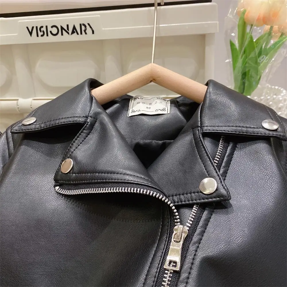 Girls Black Leather Motorcycle Jacket Large Zipper 2025 — feature 6