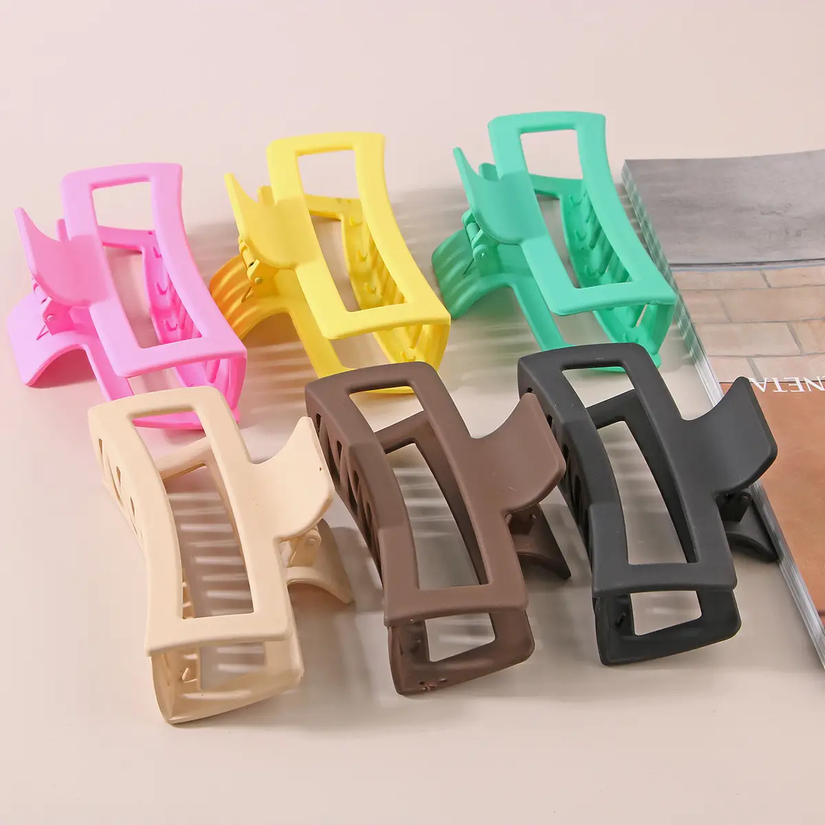 Frosted Large Hair Clip 13cm Multi-Purpose — feature 8