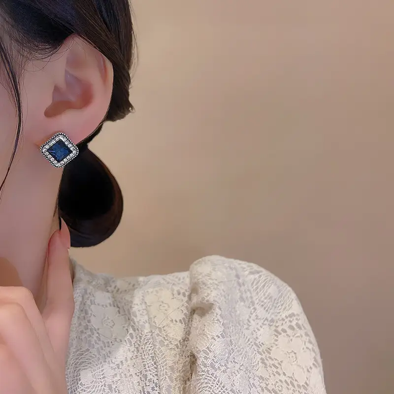 Women Round Blue Crystal Earrings 2025 Trendy - Image 5