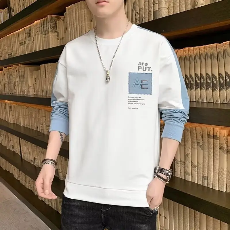 Men Grey Long Sleeve Crew Neck Sweatshirt with Pocket