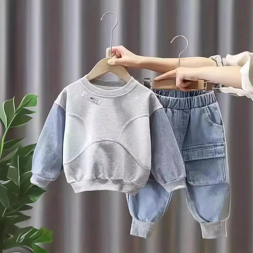 Boys' Sweatshirt Set, Spring Outfit, Stylish Children's Sportswear, Trendy Autumn Fashion, Cool and Fashionable Spring and Autumn Styles
