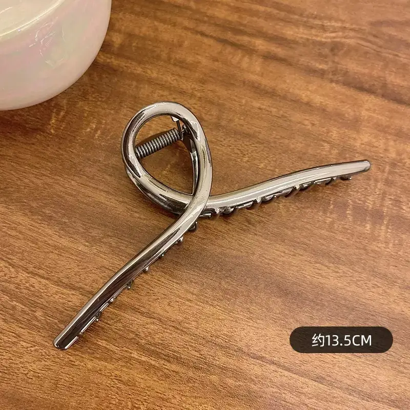 Extra Large Metal Hair Clip for Women Autumn Winter - Image 3