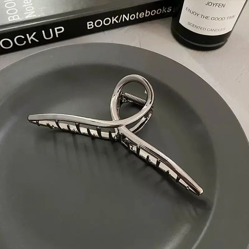 Extra Large Metal Hair Clip for Women Autumn Winter - Image 6