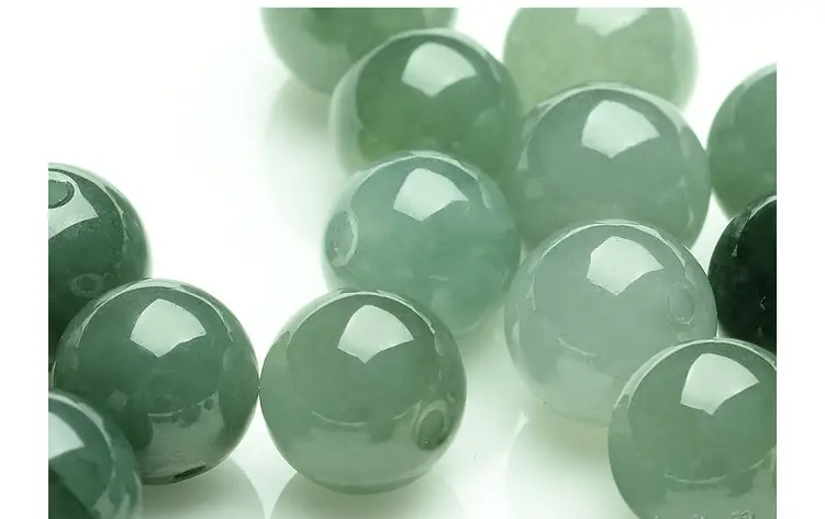 Natural Jade Green Round Beads for DIY Jewelry — feature 3