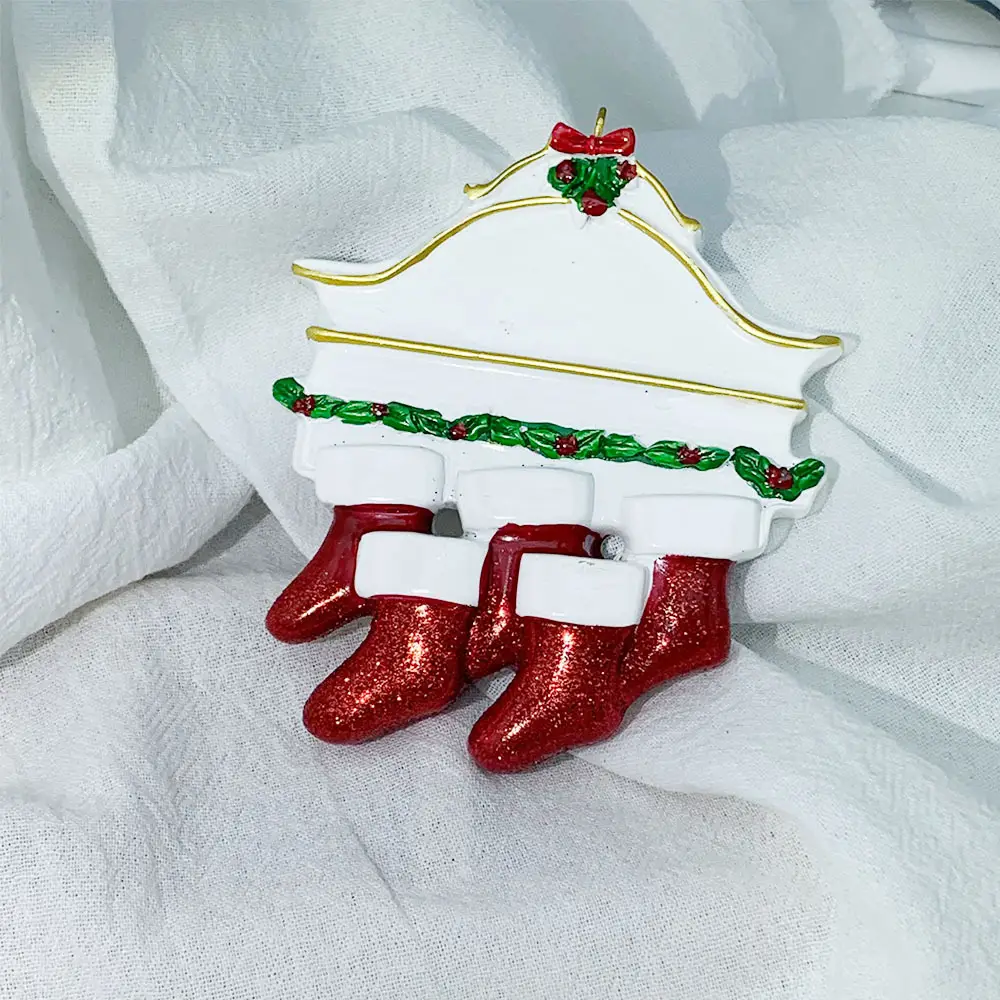 Christmas Socks with Nameplate and Resin Decor — feature 6