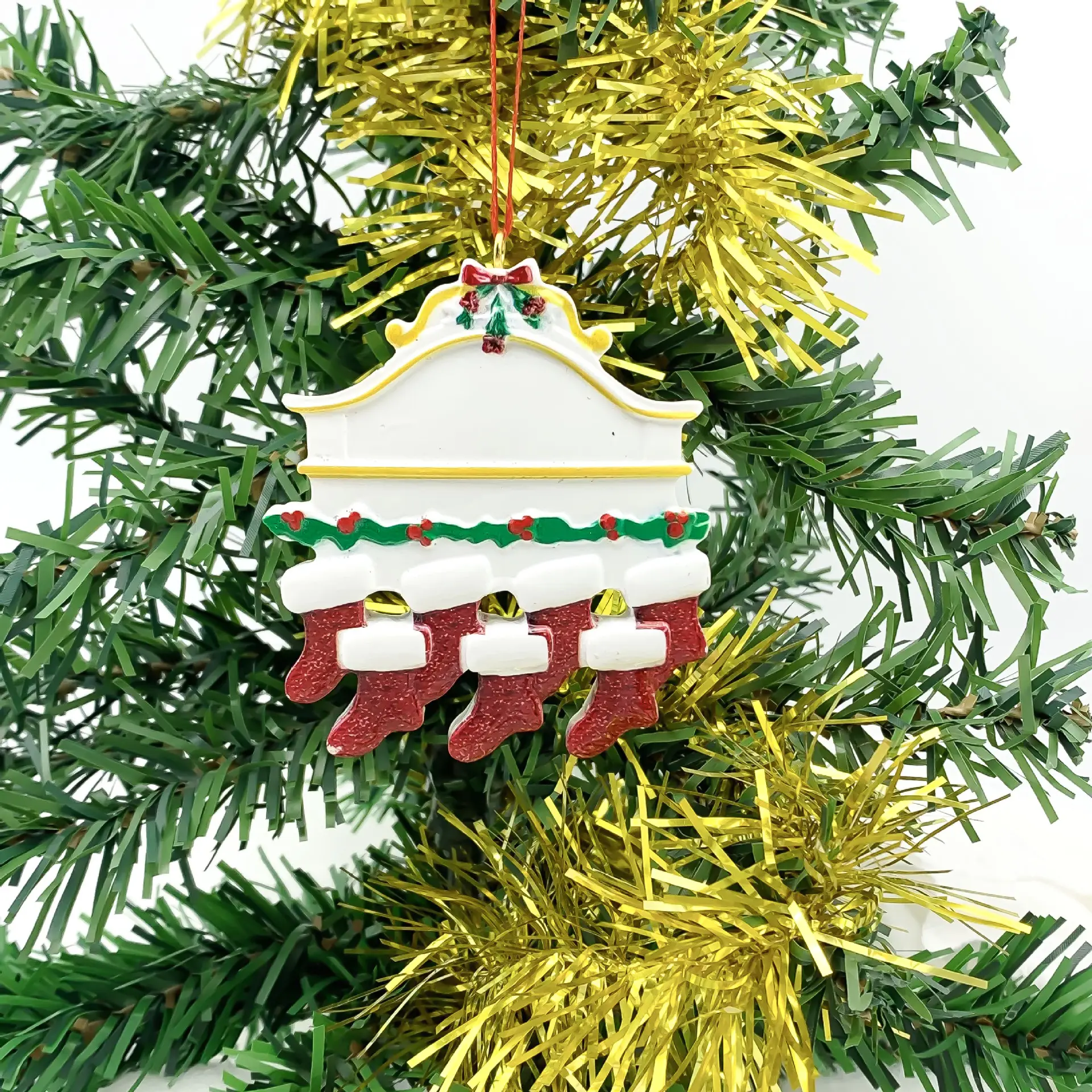 Christmas Socks with Nameplate and Resin Decor — feature 8