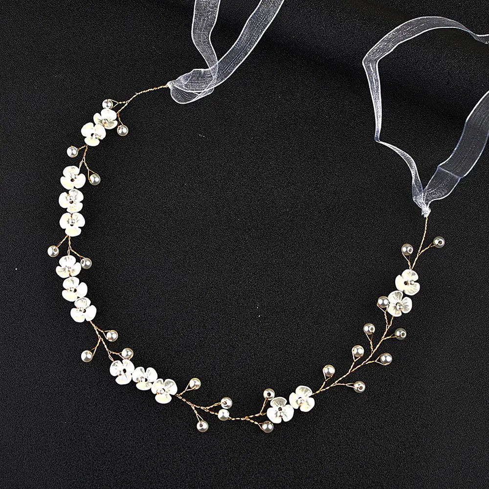 Pearl Three-Petal Bridal Headpiece Necklace — feature 2