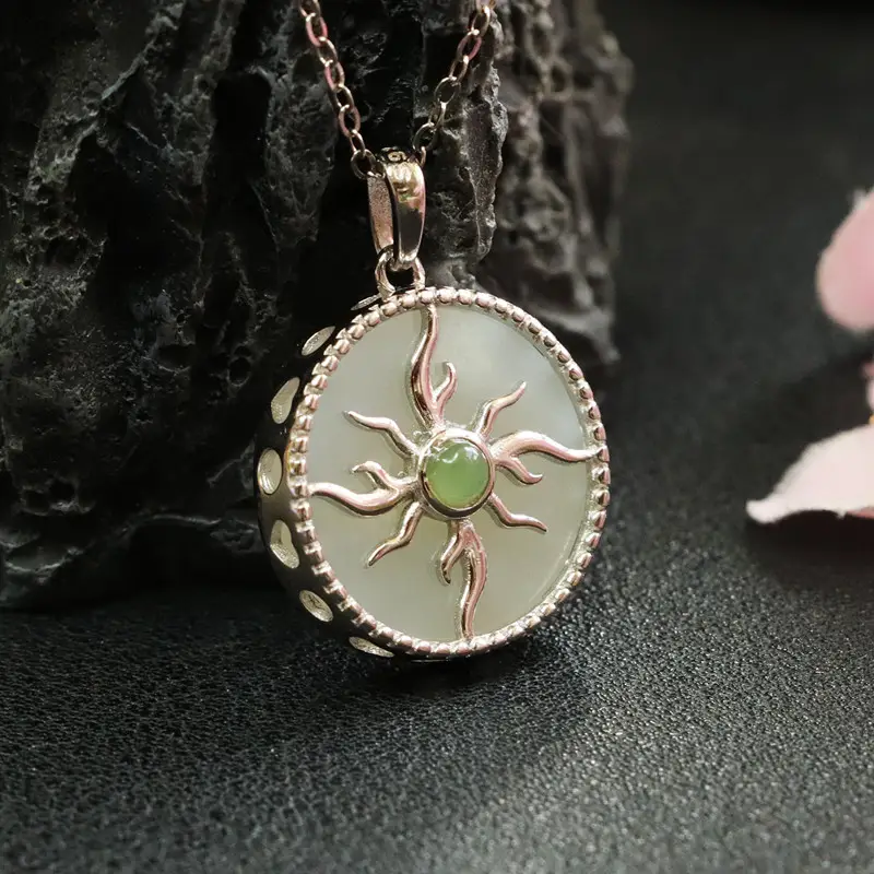 Guan Yu S925 Silver Inlaid Hetian Jade Pendant — feature 6