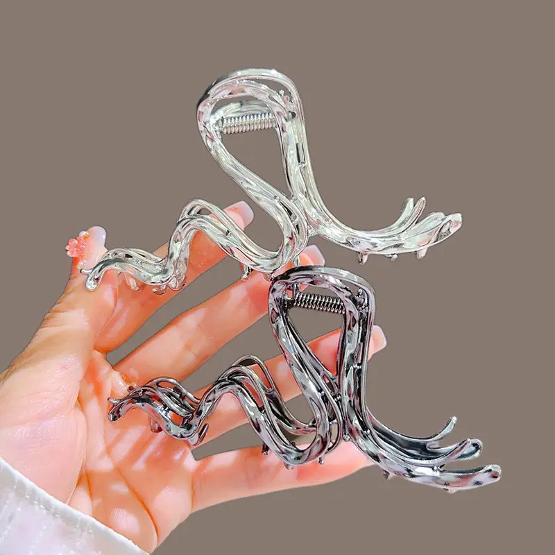 Classic Hot Summer Large Elegant Alloy Clip Female Pearl Diamond Shark Clip Back Head Hair Clip — feature 6