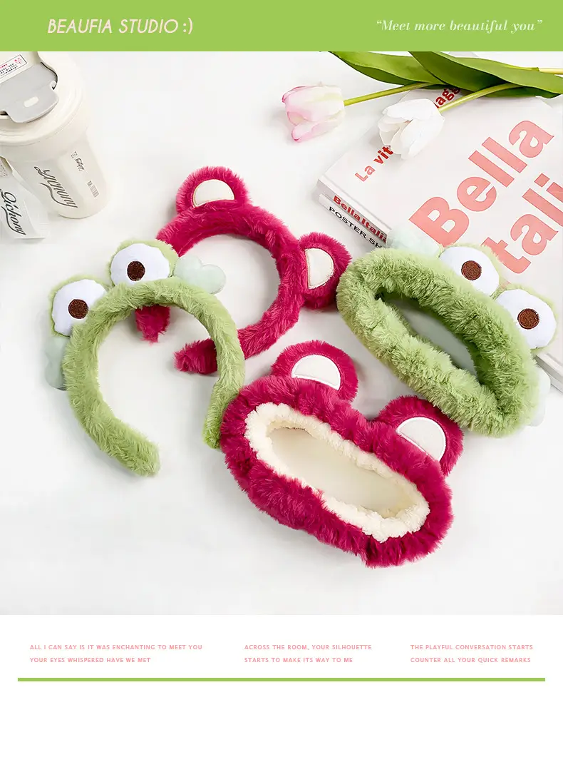Plush Frog Hairband Pink Heart Design — feature 3