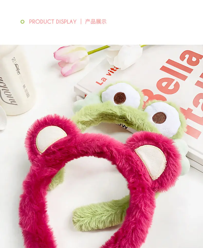 Plush Frog Hairband Pink Heart Design — feature 5