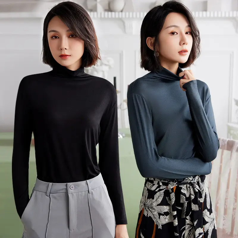 Women's Black Long Sleeve Crewneck Top for Winter - Image 23