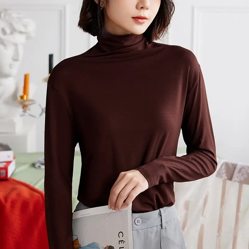 Women's Black Long Sleeve Crewneck Top for Winter - Image 10