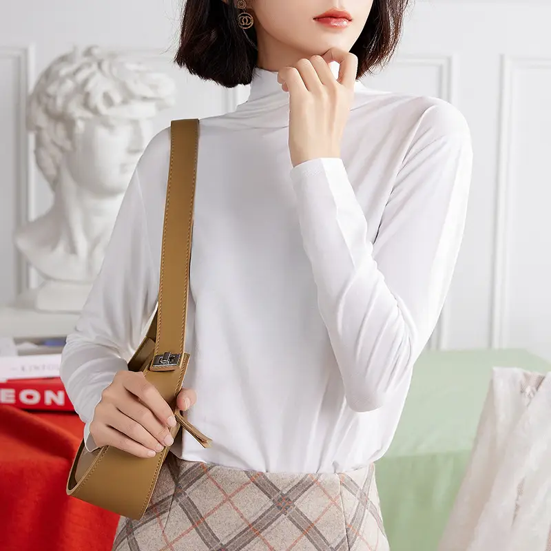 Women's Black Long Sleeve Crewneck Top for Winter - Image 14