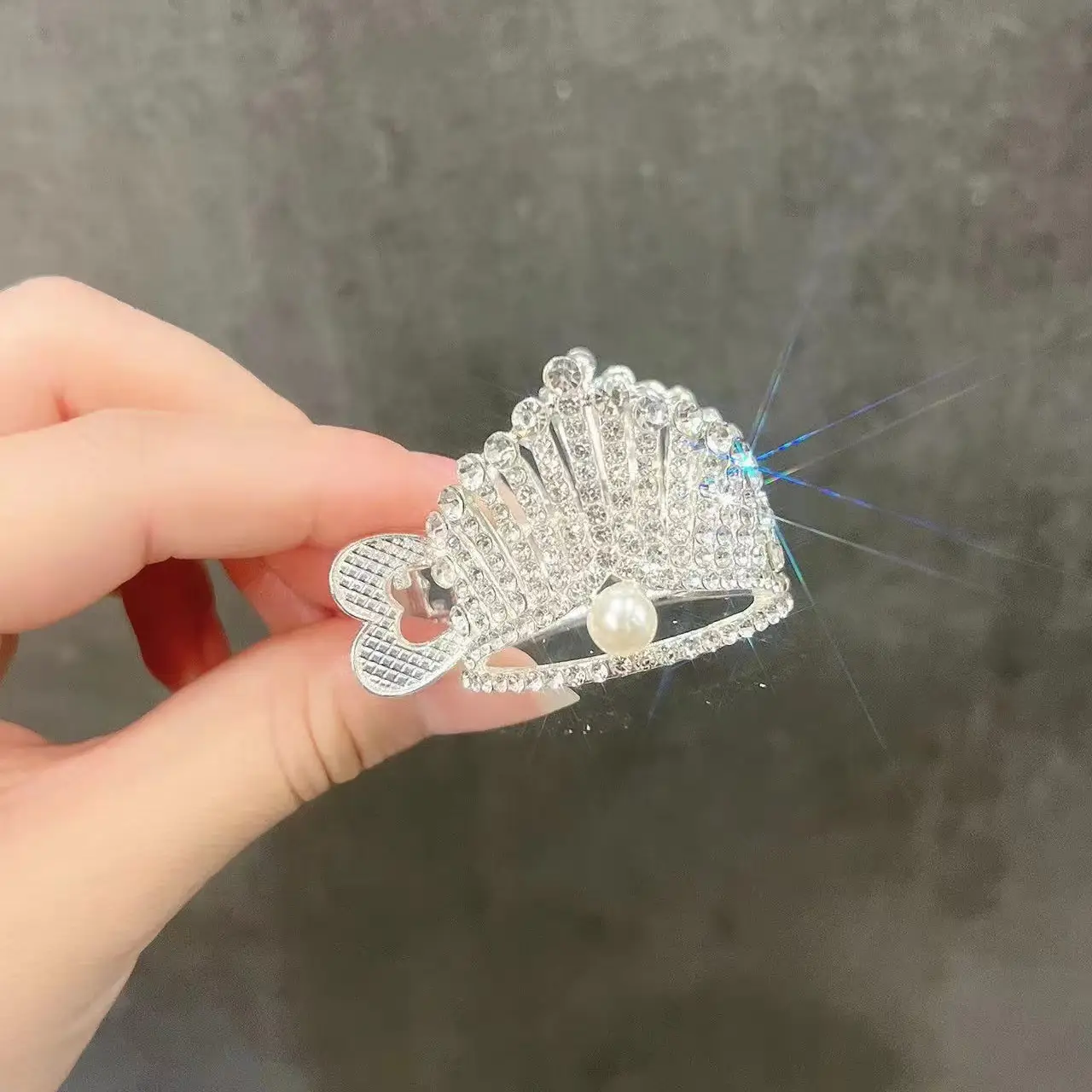 Women's Large Shark Clip Hair Clip Brown - Image 116