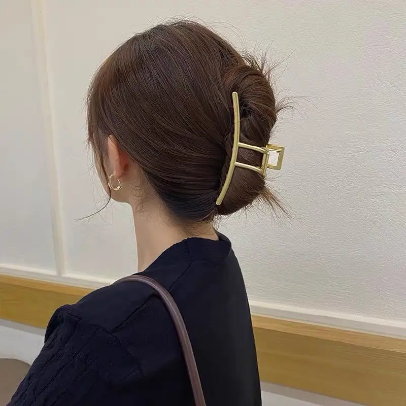 Women's Large Shark Clip Hair Clip Brown - Image 12