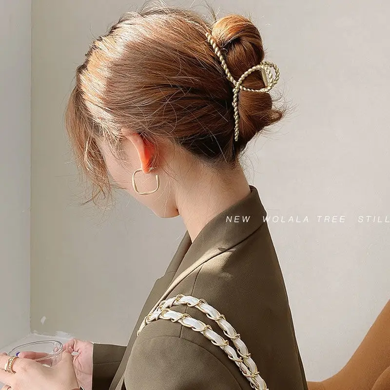 Women's Large Shark Clip Hair Clip Brown - Image 13