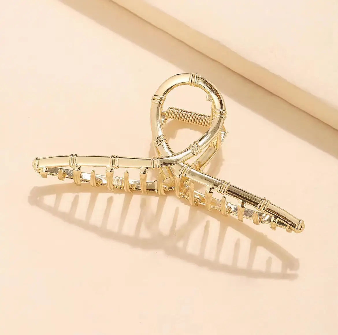 Women's Large Shark Clip Hair Clip Brown - Image 19