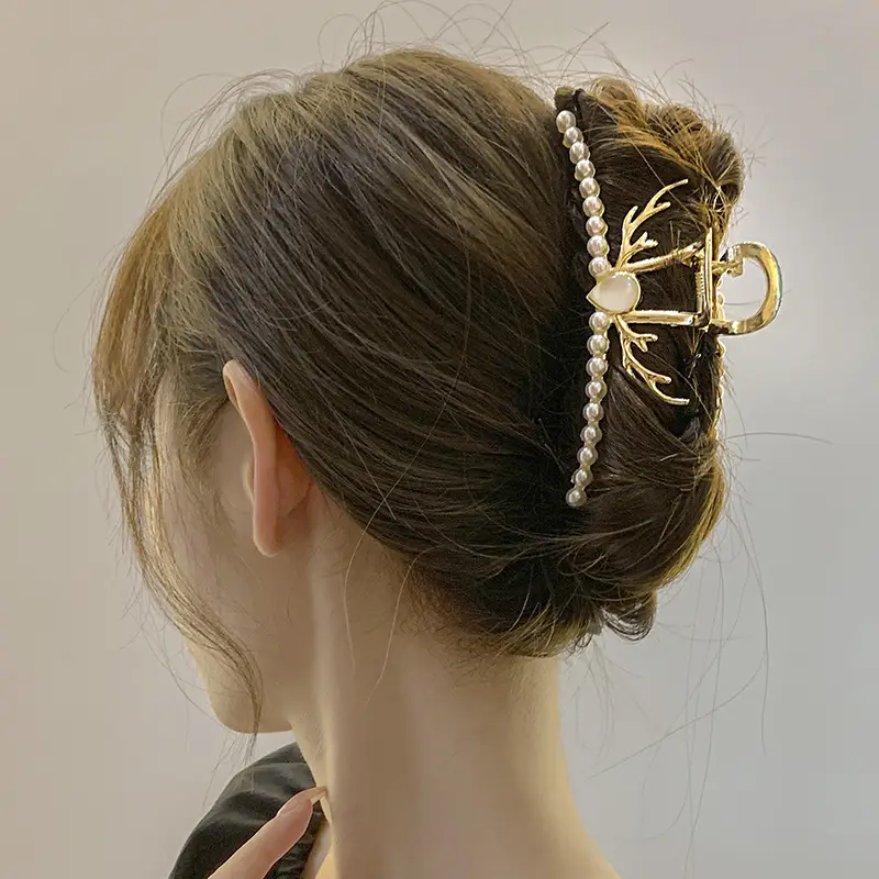 Women's Large Shark Clip Hair Clip Brown - Image 21