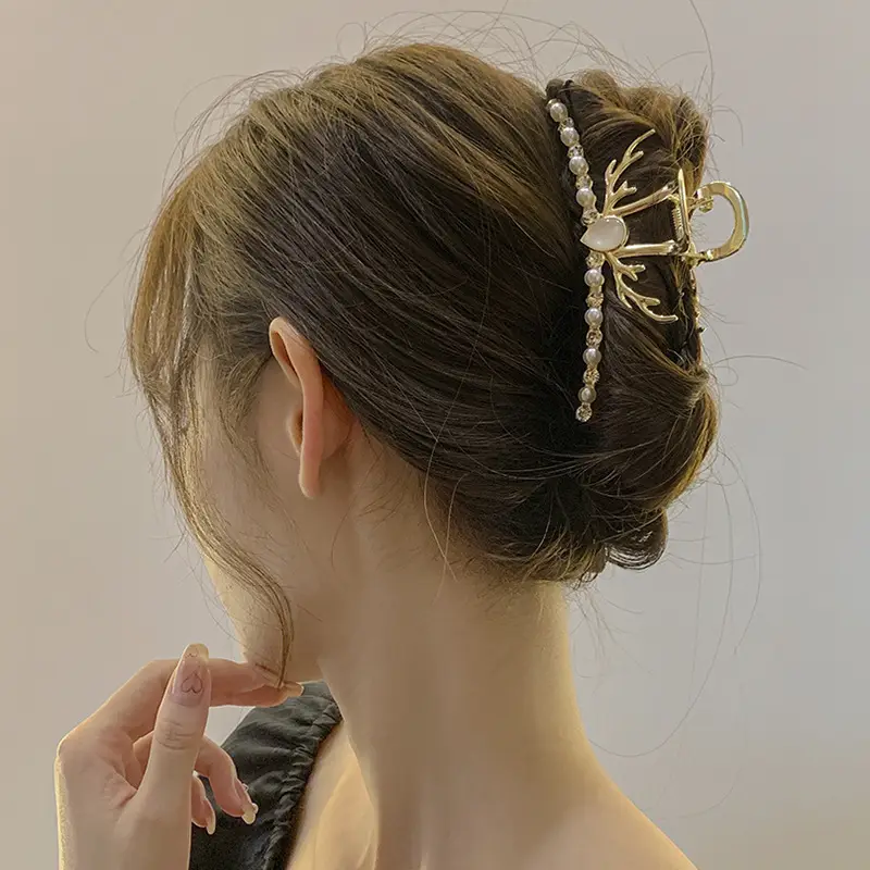 Women's Large Shark Clip Hair Clip Brown - Image 23