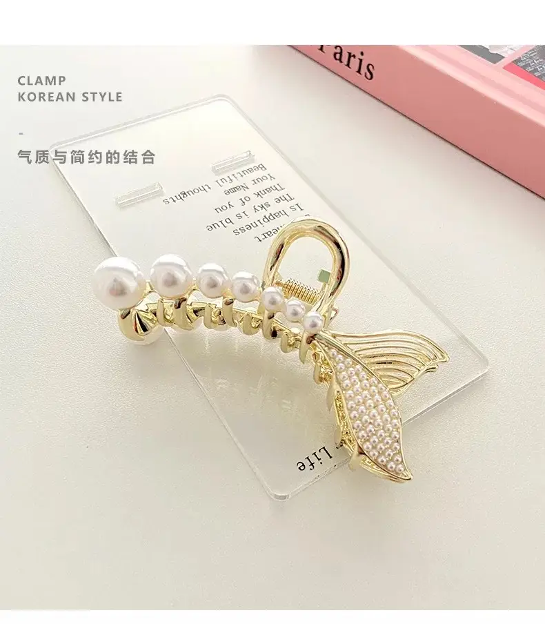 Women's Large Shark Clip Hair Clip Brown - Image 32