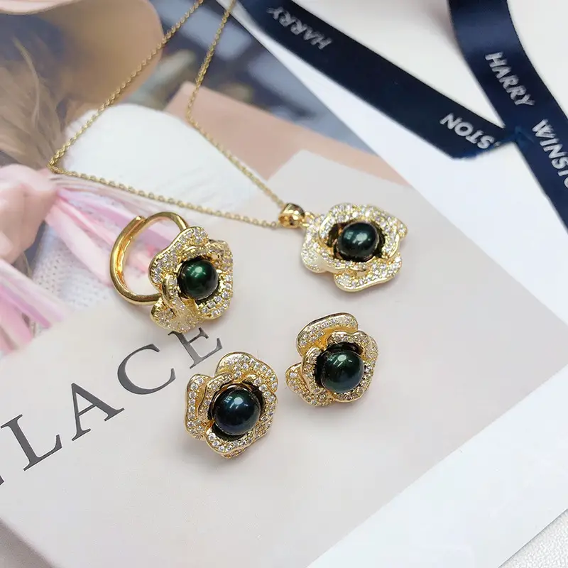 Vintage Pearl Three-piece Set Gold Plated Light Luxury Jewelry