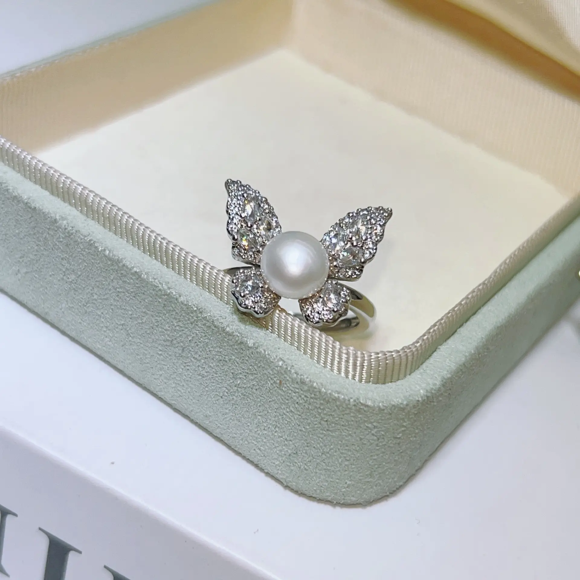 New Freshwater Pearl Butterfly Ring Adjustable Copper Gold Plated - Image 19