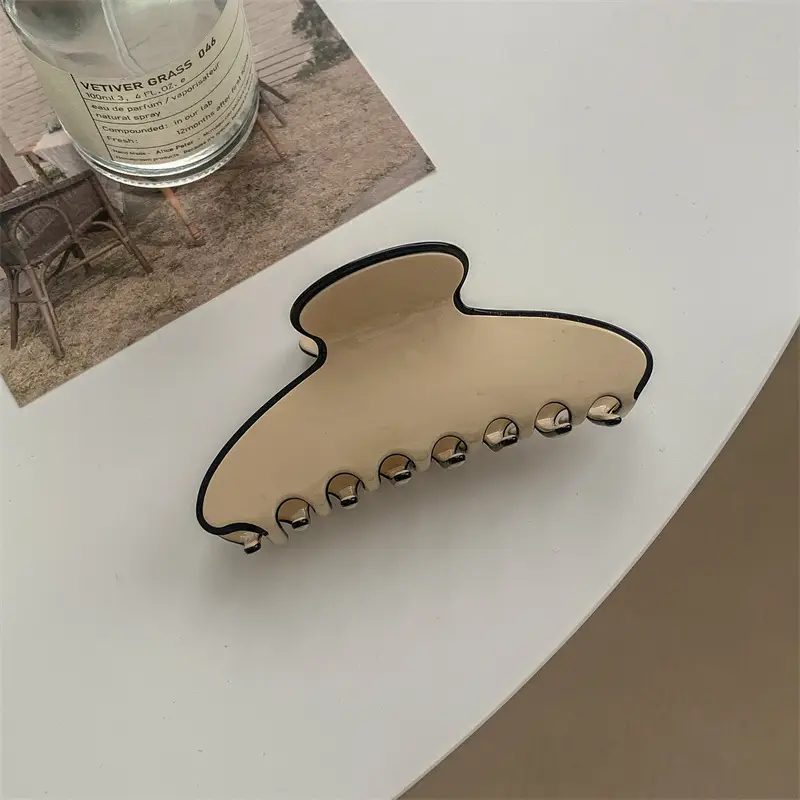 Advanced Sense Acetic Acid Hair Clip Black White - Image 2