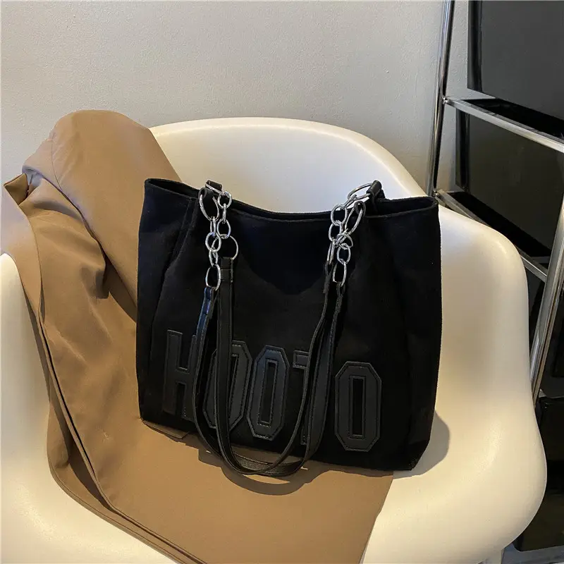 Black Chain Shoulder Bag for Women Large Capacity Casual Tote - Image 2