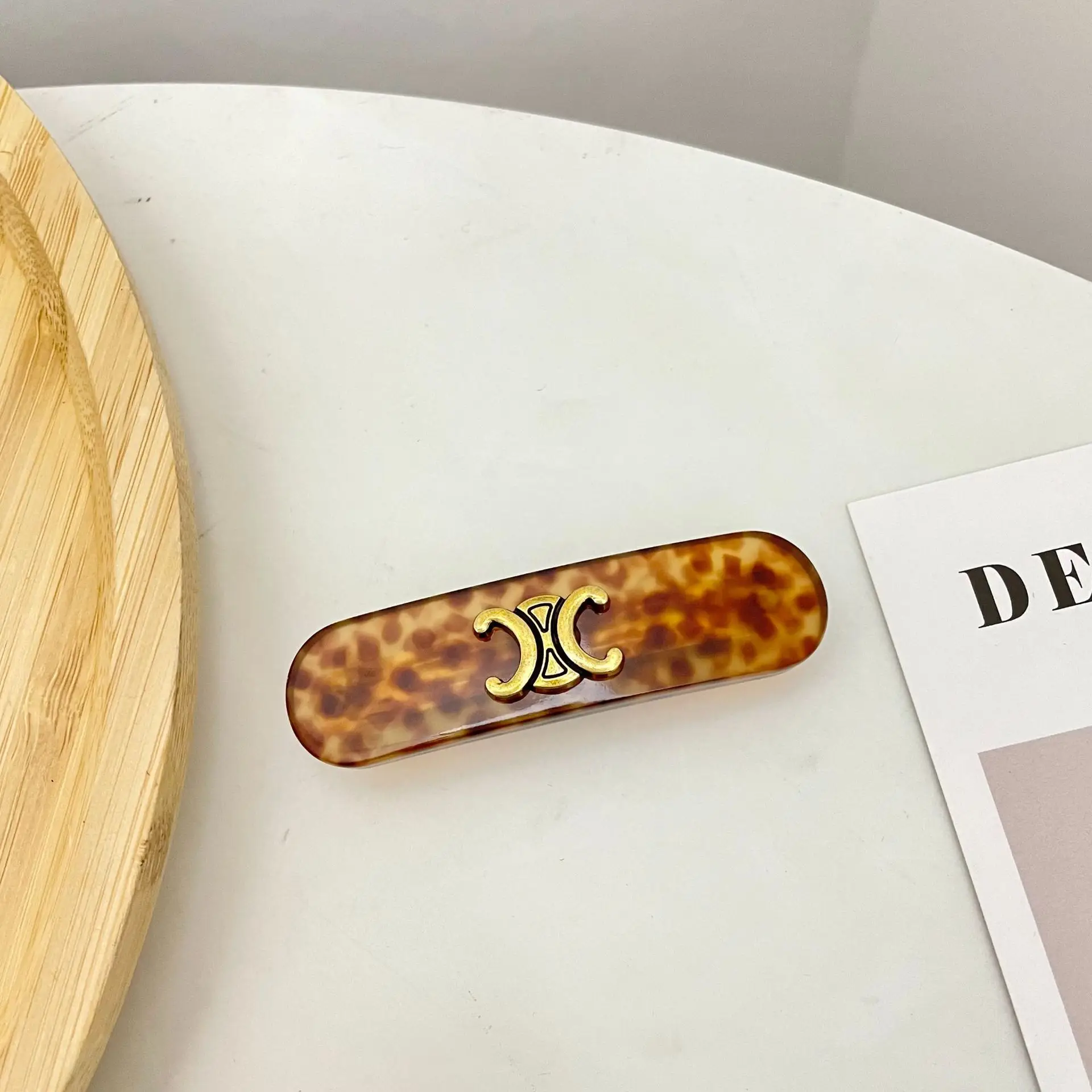 Caramel Embossed Hair Clip for Women Autumn Winter - Image 6