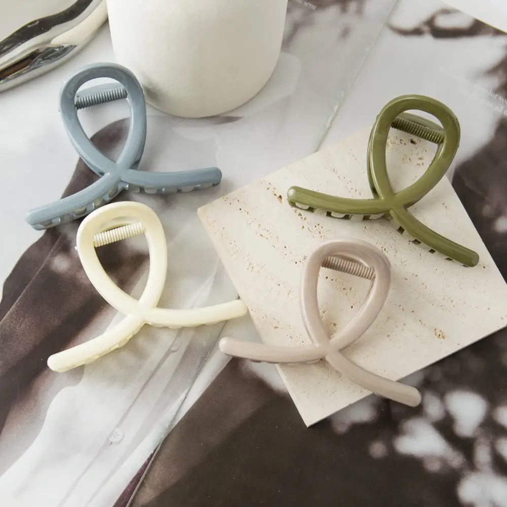 Japanese Style Cross Hair Clips for Women