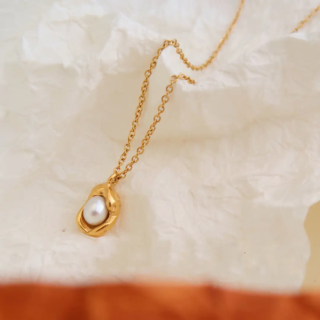 14K Gold Pearl Necklace for Women - Image 5